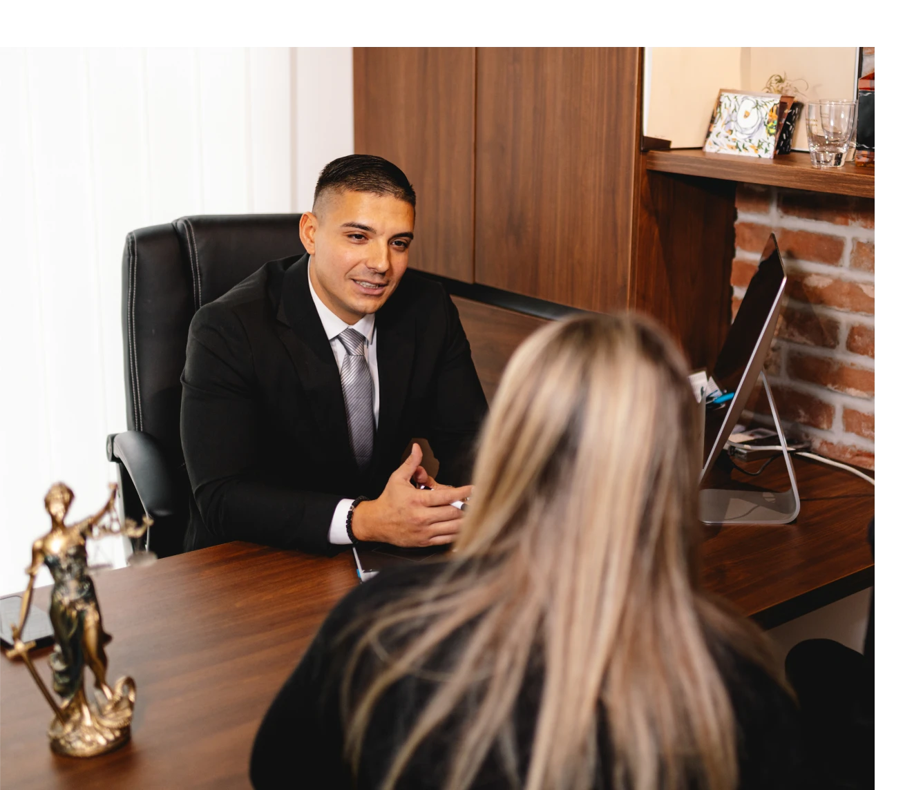 Office discussion with a lawyer